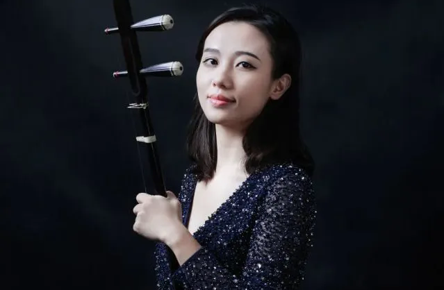 二胡演奏家：万吉