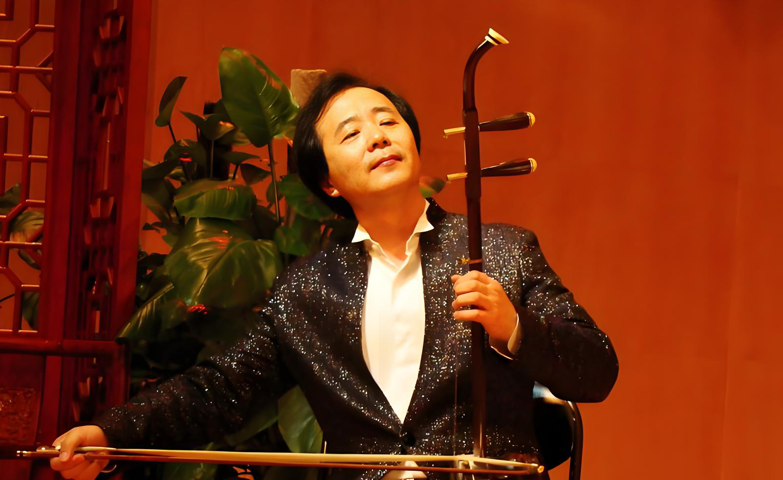 胡琴演奏家：赵夺良